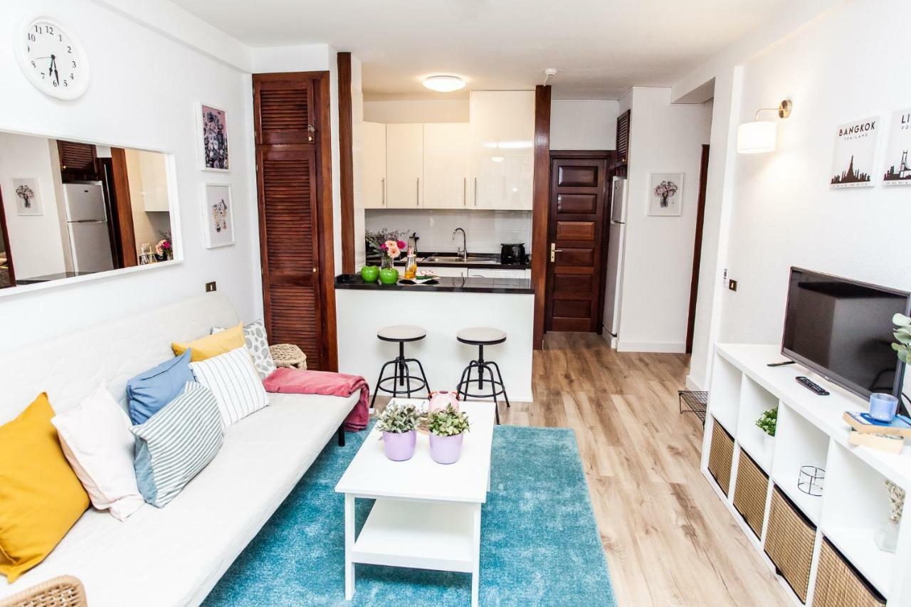 Spectacular Renovated Apartment, 5 Min To Camison Beach, With Aircon Arona  Kültér fotó