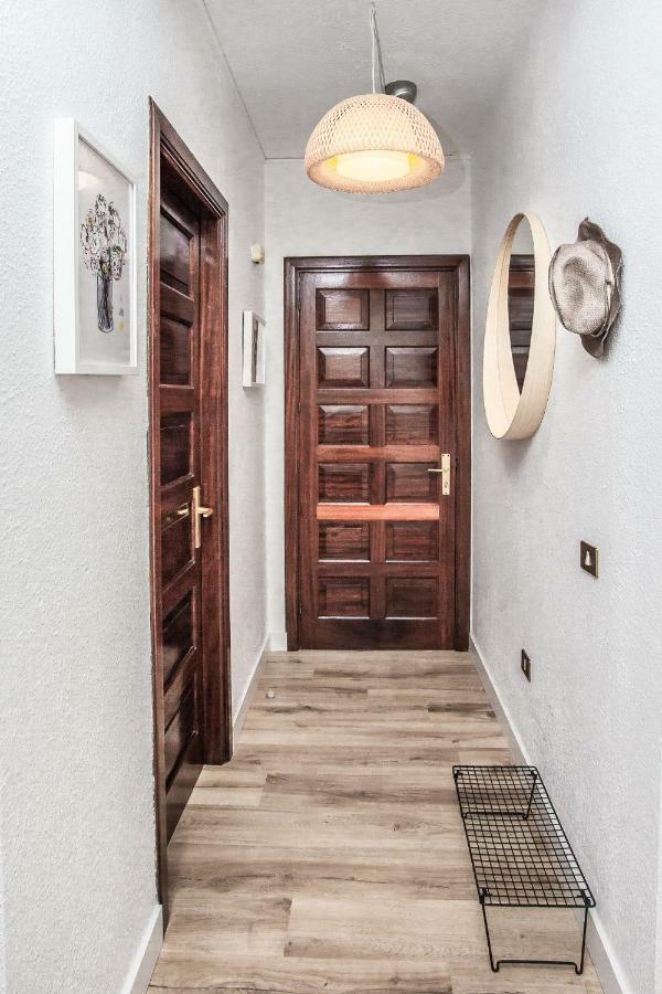 Spectacular Renovated Apartment, 5 Min To Camison Beach, With Aircon Arona  Kültér fotó